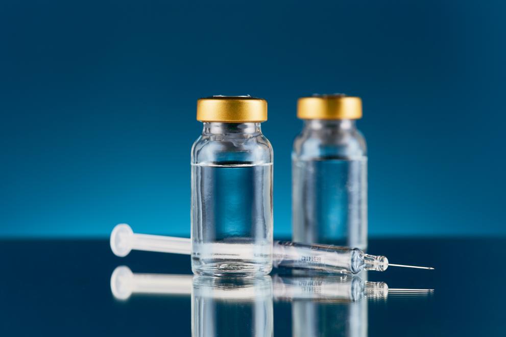 Koronavirus: Komisija odobrila novi ugovor s Novavaxom za potencijalno cjepivo protiv bolesti COVID-19