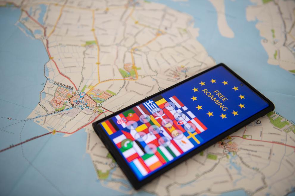 Komisija pozdravlja politički dogovor o nastavku besplatnog roaminga putnika iz EU-a